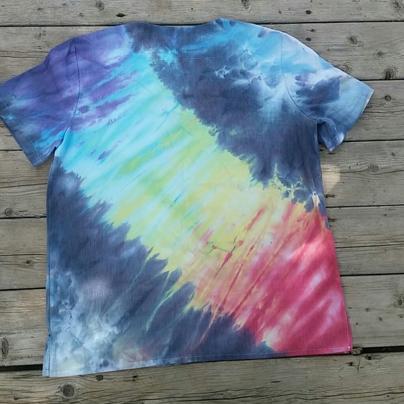 Scrub Top - Picture 3 of 8